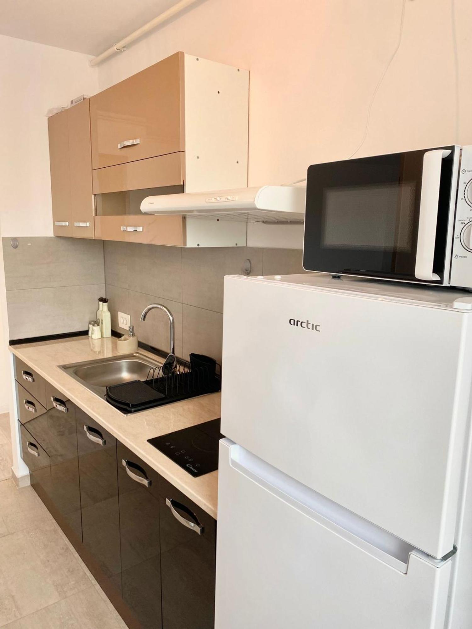 Jad - Luxury 3 Rooms & 2 Rooms Apartments In Kasper, Near Coresi Mall Брашов Екстер'єр фото