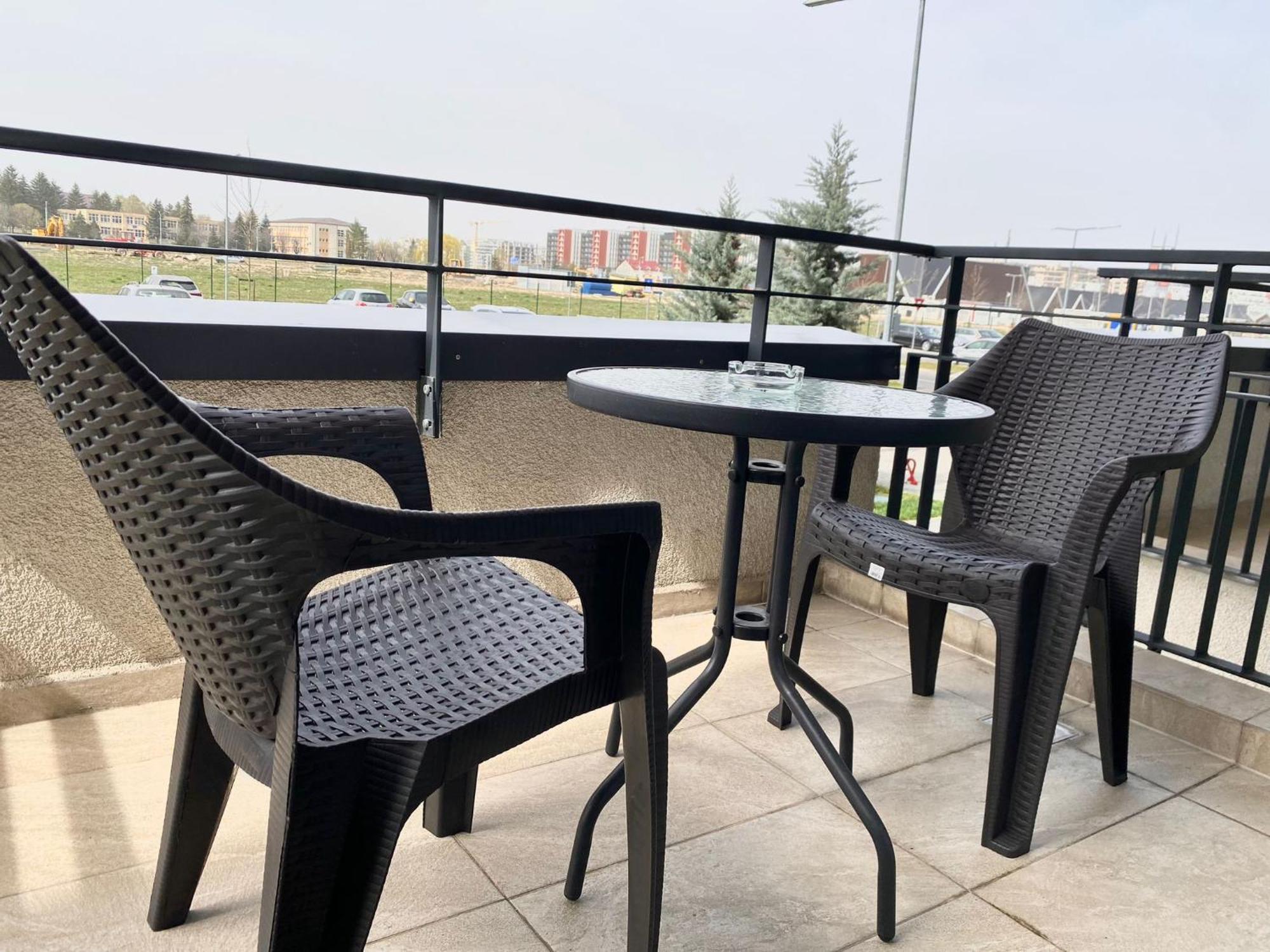 Jad - Luxury 3 Rooms & 2 Rooms Apartments In Kasper, Near Coresi Mall Брашов Екстер'єр фото