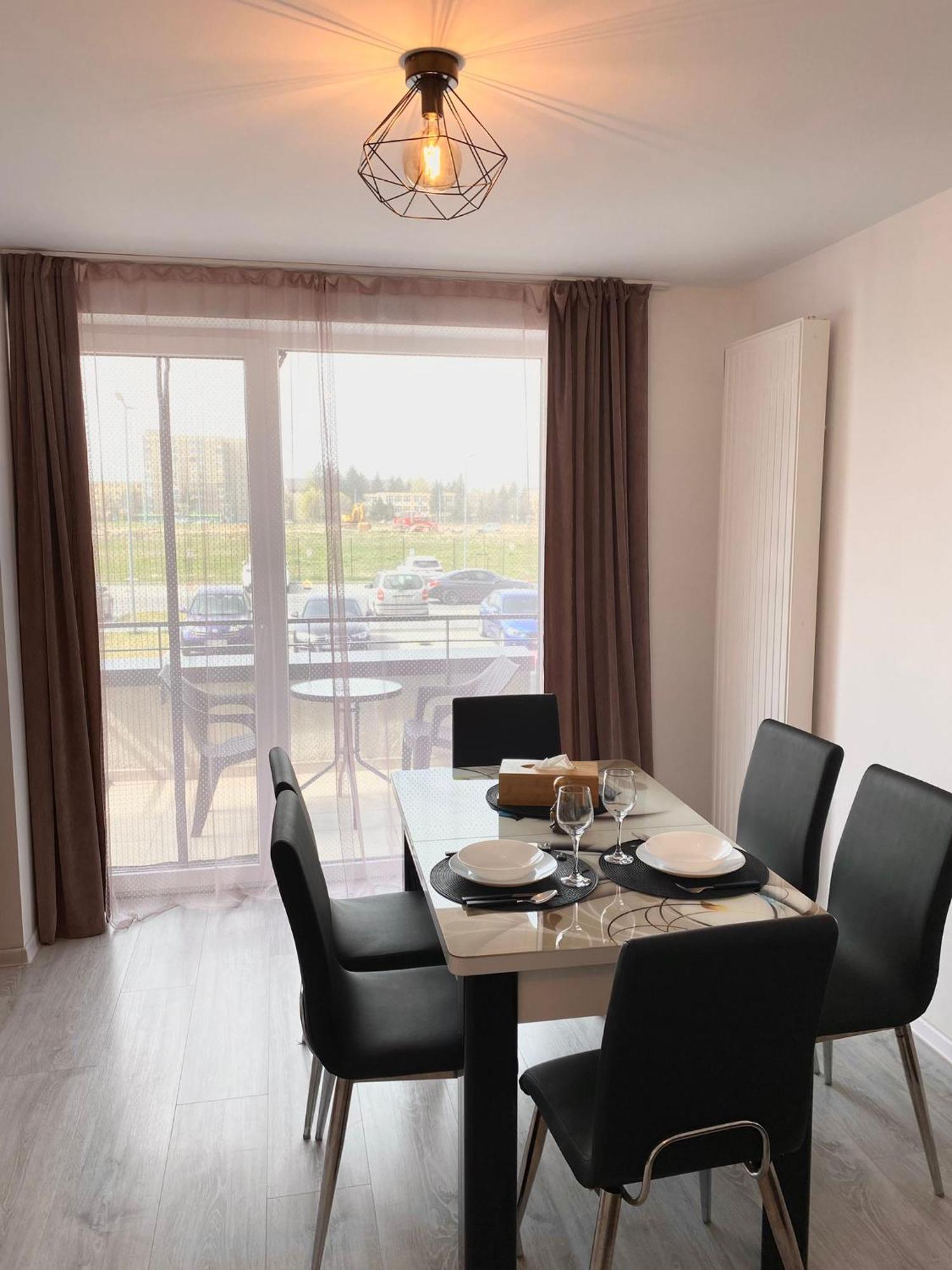 Jad - Luxury 3 Rooms & 2 Rooms Apartments In Kasper, Near Coresi Mall Брашов Екстер'єр фото