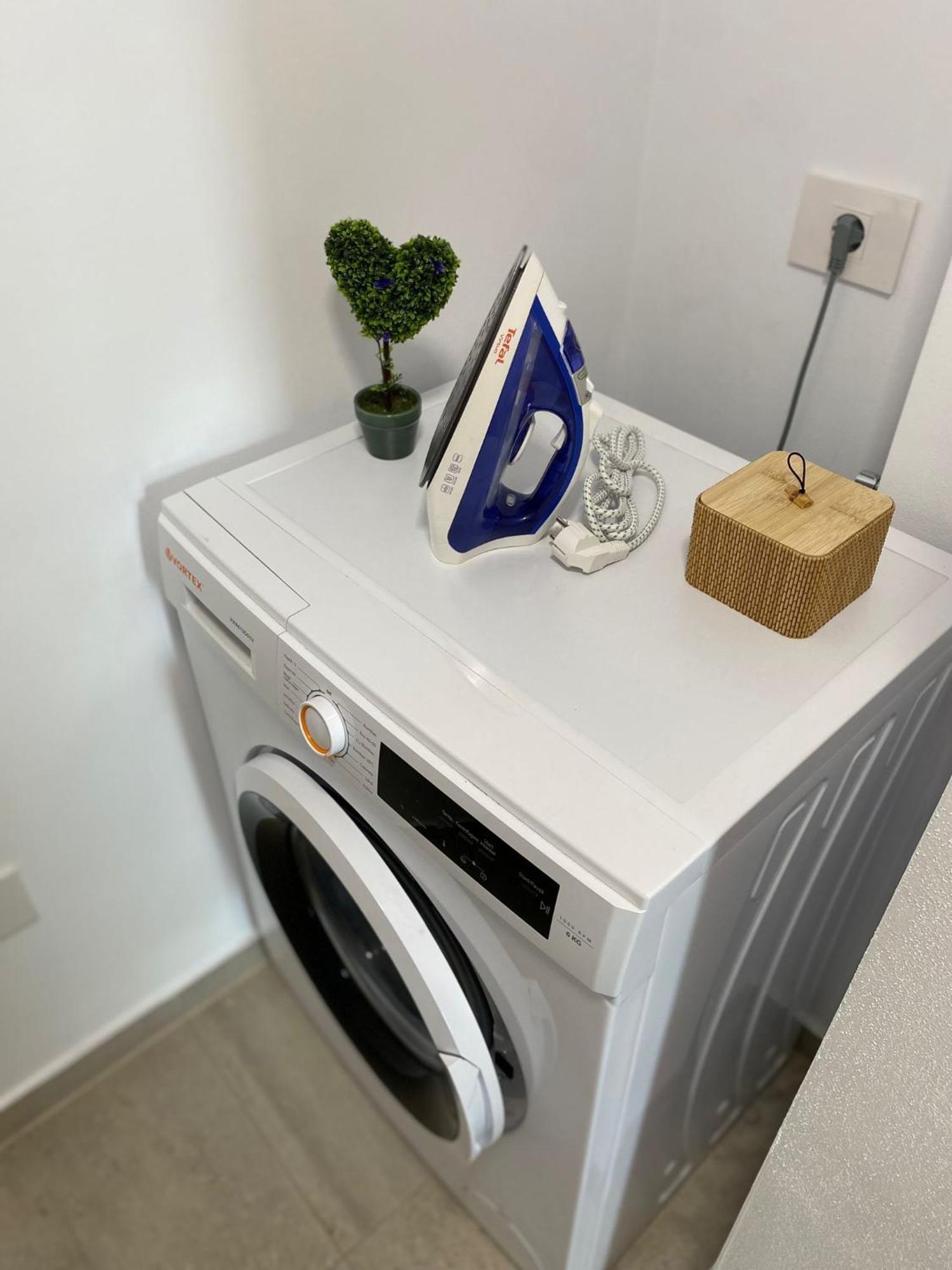 Jad - Luxury 3 Rooms & 2 Rooms Apartments In Kasper, Near Coresi Mall Брашов Екстер'єр фото