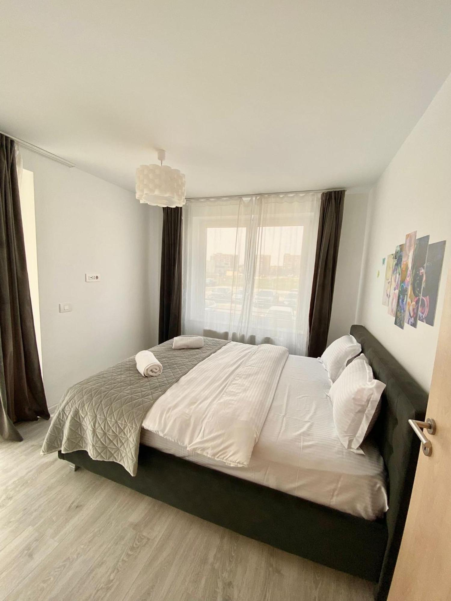 Jad - Luxury 3 Rooms & 2 Rooms Apartments In Kasper, Near Coresi Mall Брашов Екстер'єр фото