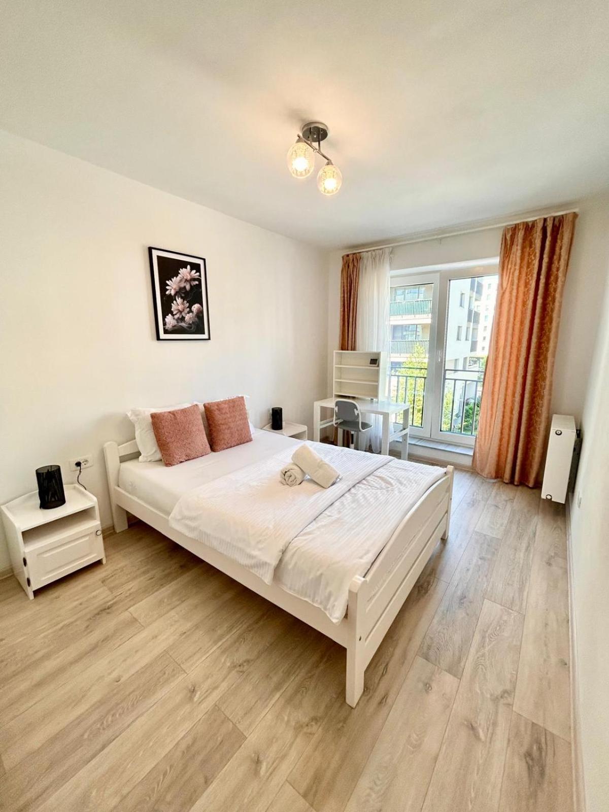 Jad - Luxury 3 Rooms & 2 Rooms Apartments In Kasper, Near Coresi Mall Брашов Екстер'єр фото