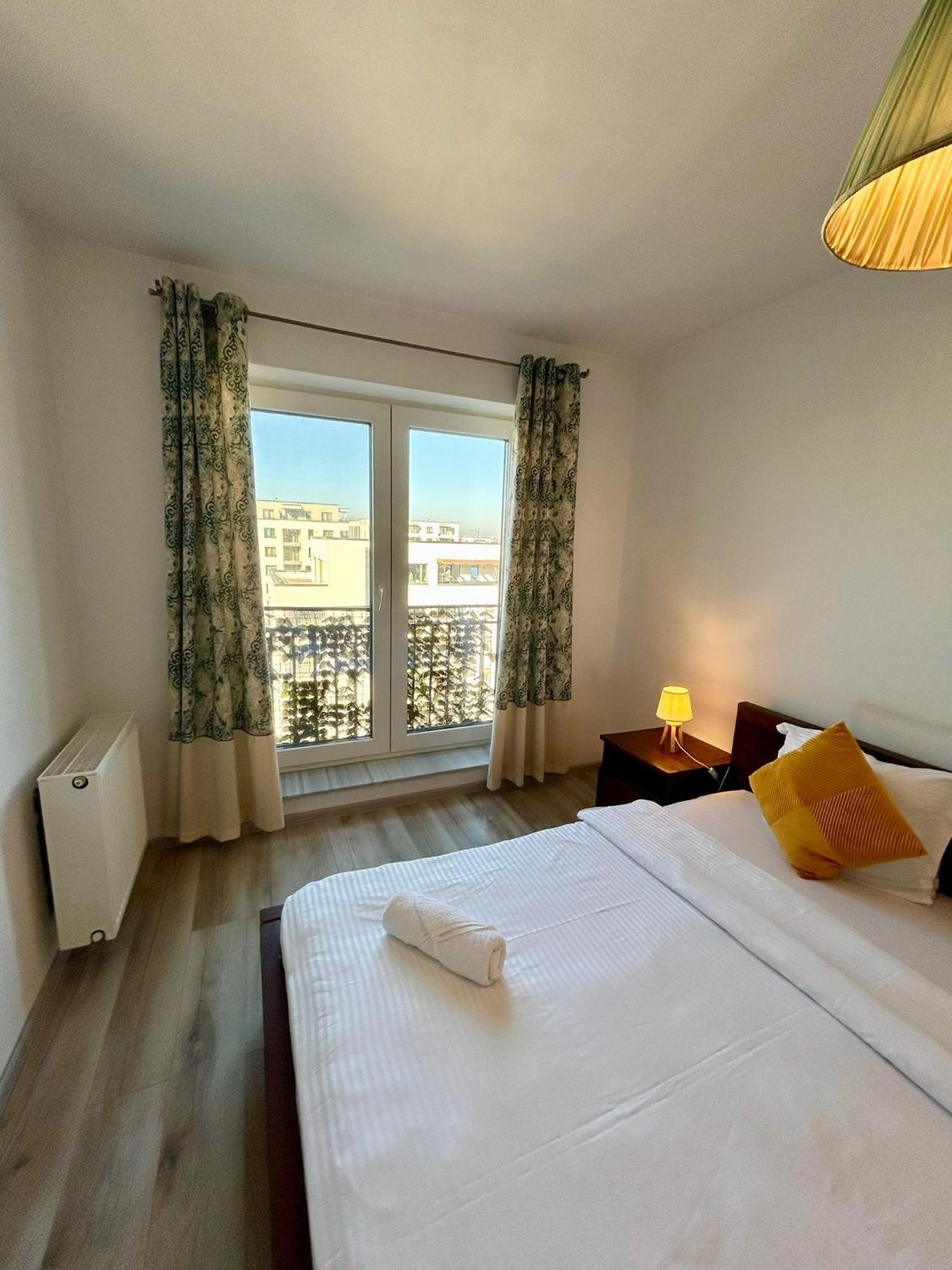 Jad - Luxury 3 Rooms & 2 Rooms Apartments In Kasper, Near Coresi Mall Брашов Екстер'єр фото
