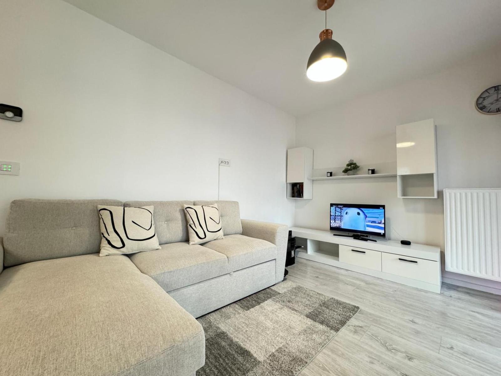 Jad - Luxury 3 Rooms & 2 Rooms Apartments In Kasper, Near Coresi Mall Брашов Екстер'єр фото
